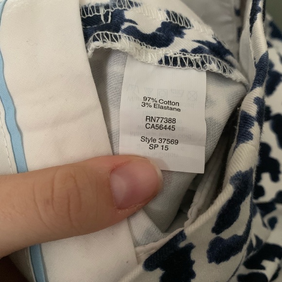 J CREW LEOPARD PRINT CHINO 3” INSEAM SIZE 00 - Picture 3 of 4